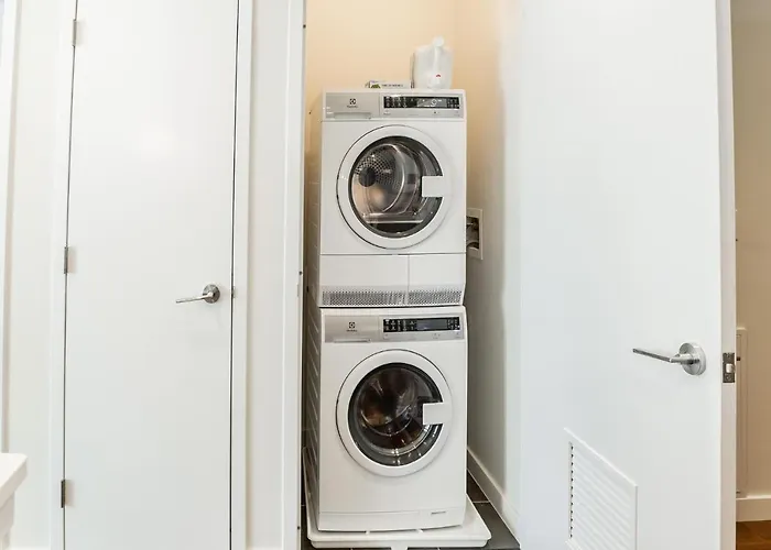 Kislak 405 Luxurious 1Br Retreat Above The City